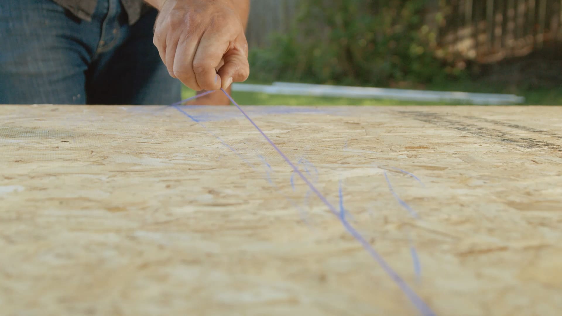 How to Use a Chalk Line - With Video Tutorial