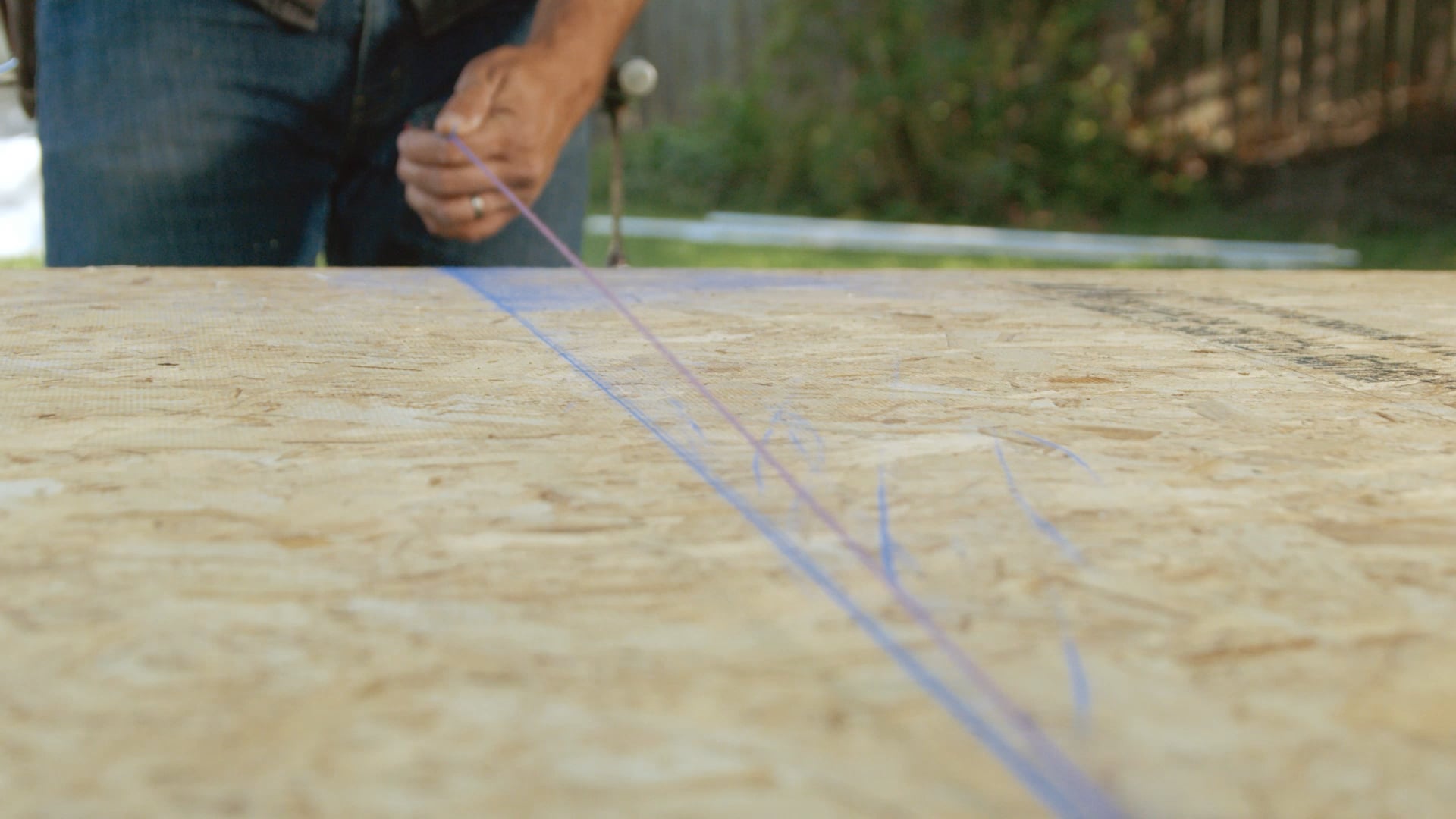 A training lesson about the construction Chalk Line and how to use