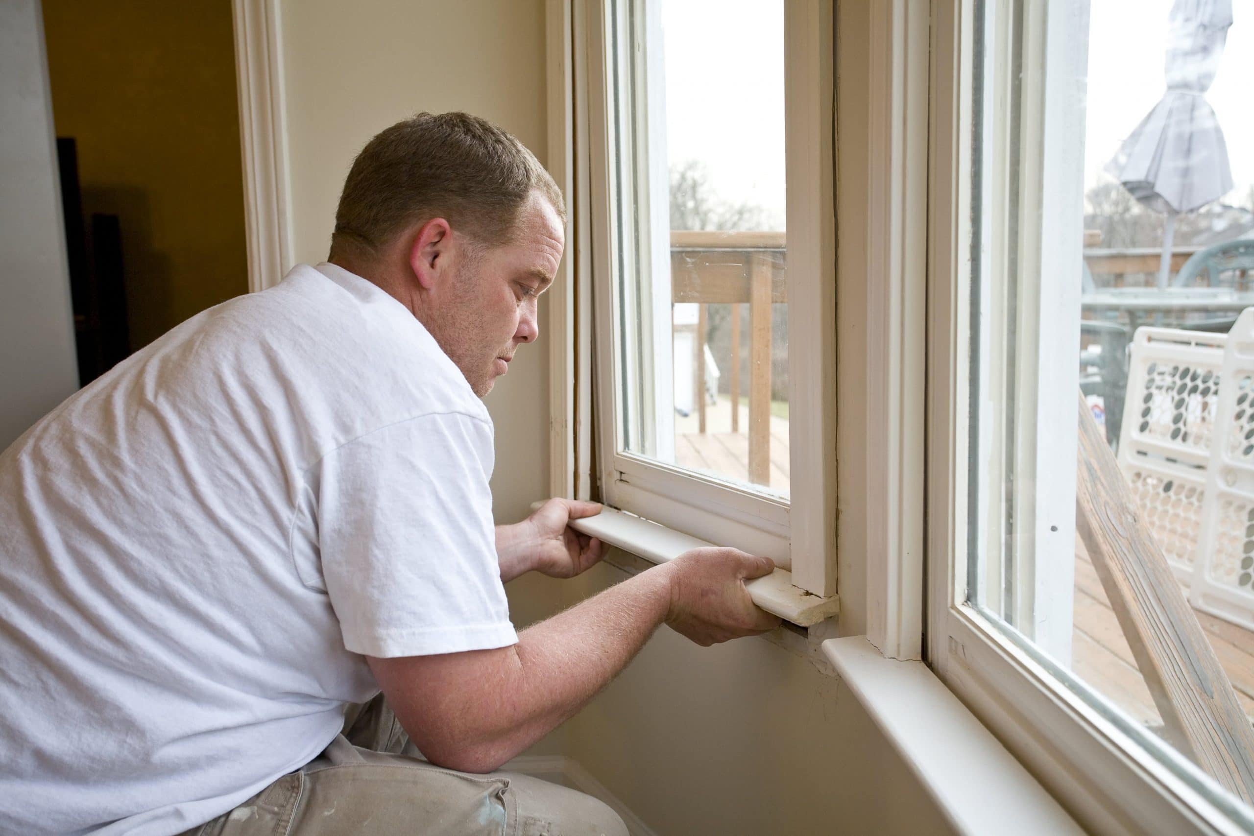 How to Paint Window Trim in 6 Steps